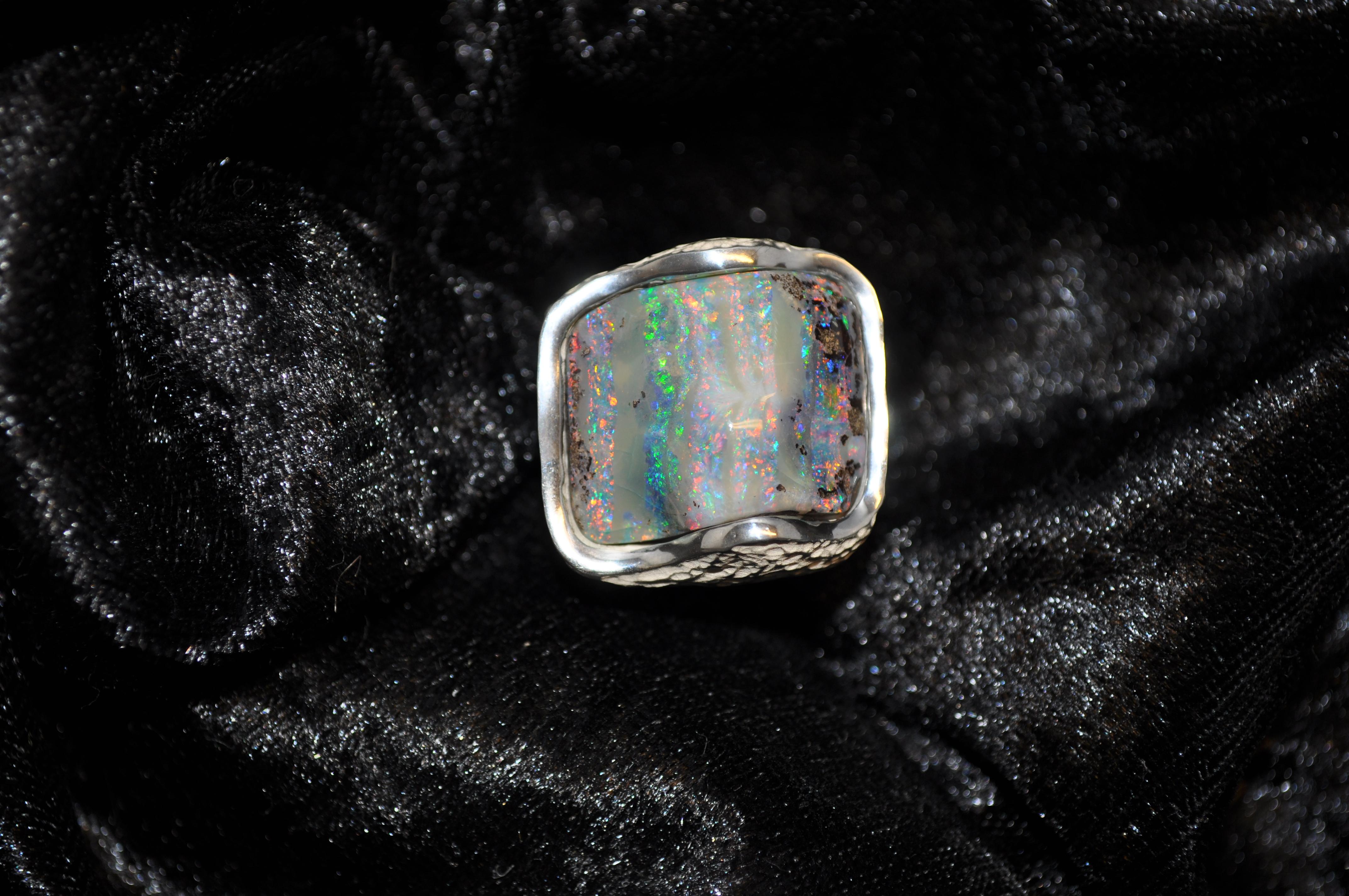 Silberring mit Boulder-Opal ( Bild 7 )