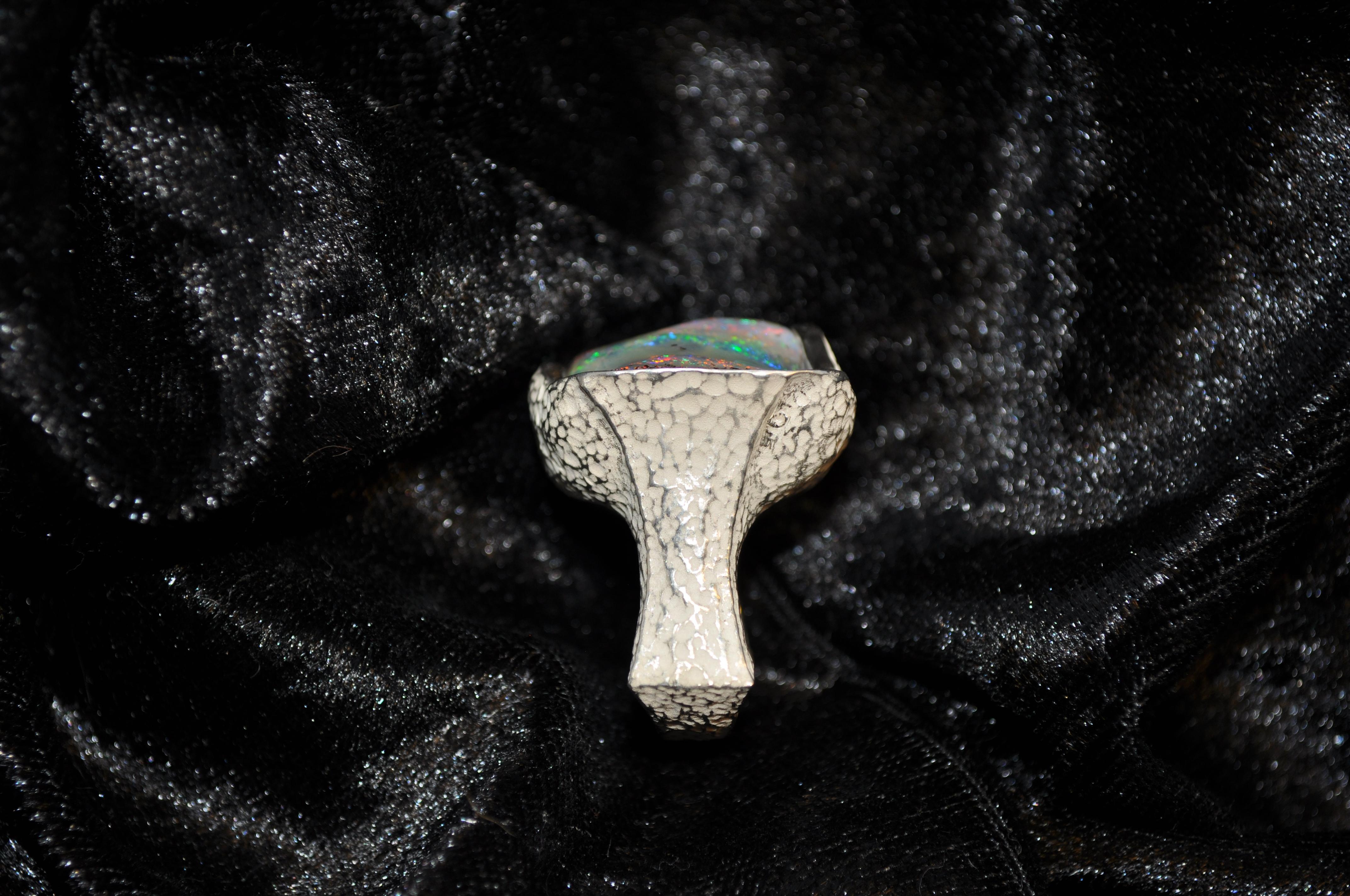 Silberring mit Boulder-Opal ( Bild 3 )